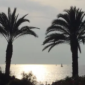 Sanarybeach , Sanary-sur-Mer France