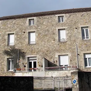 Fortunat Sur Eyrieux : 4 à 6 Personnes Appartement